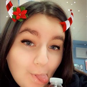 Meet your Posher, Kara